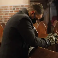 Jakie modlitwy przed mszą pomogą Ci lepiej przygotować duszę?