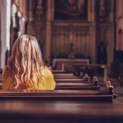 Kiedy opuszczenie mszy nie jest grzechem? Poznaj ważne okoliczności