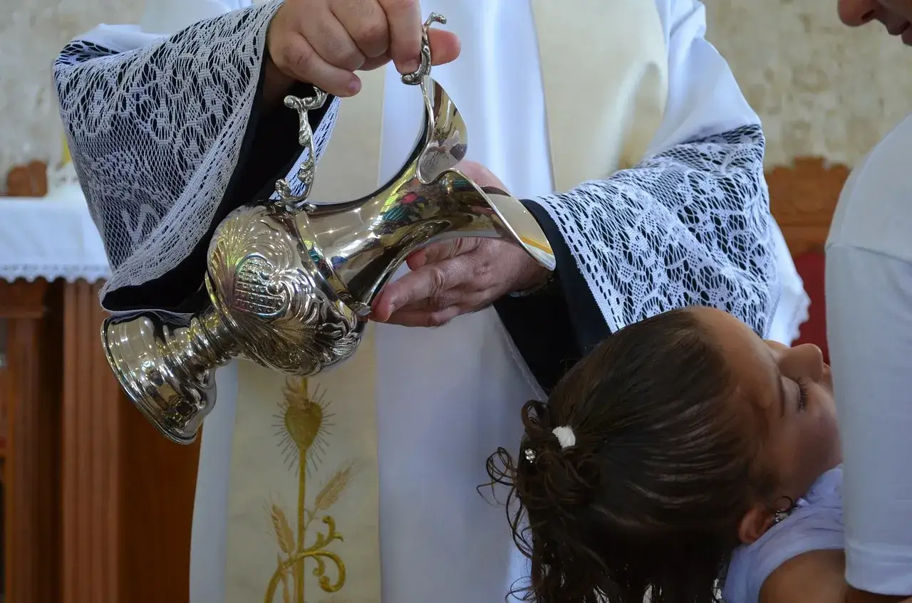 Zdjęcie Ile trwa chrzest bez mszy? Zaskakujące fakty o ceremonii